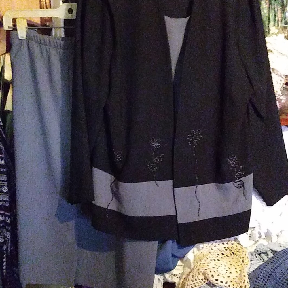12 Florentine elastic waist black/gray Skirt Set